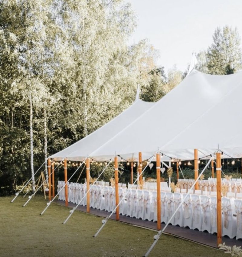 Ivory tent huren